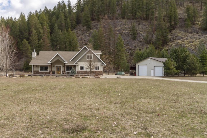 452 Douglas Falls Road Colville, WA 99114 - Photo 2 of 20
