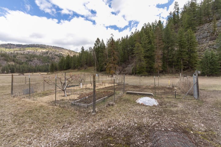 452 Douglas Falls Road Colville, WA 99114 - Photo 20 of 20