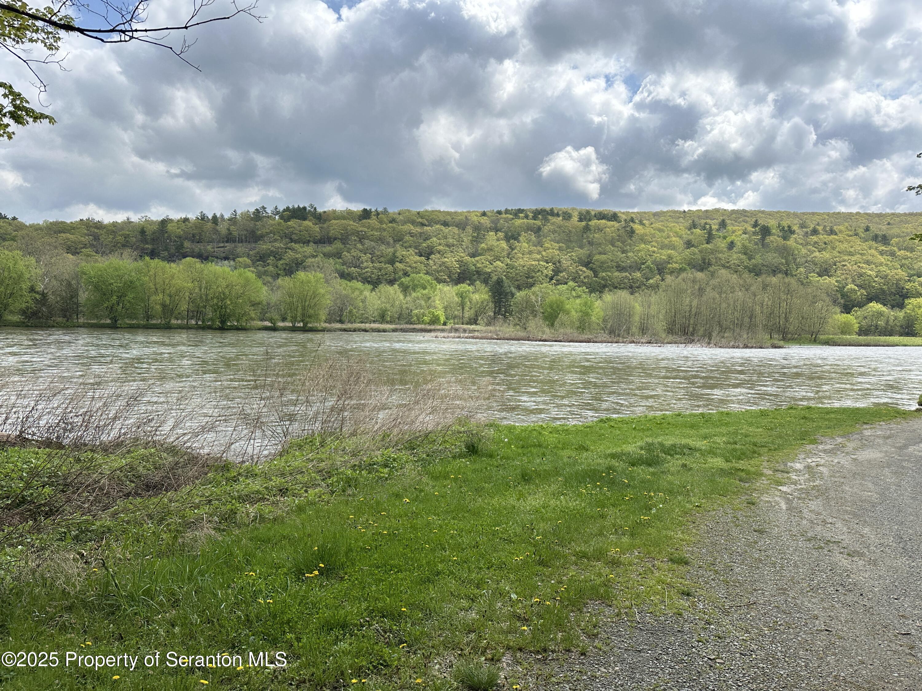 1 River Road Damascus, PA 18415 - Photo 15 of 17 a view of an outdoor space and a lake view