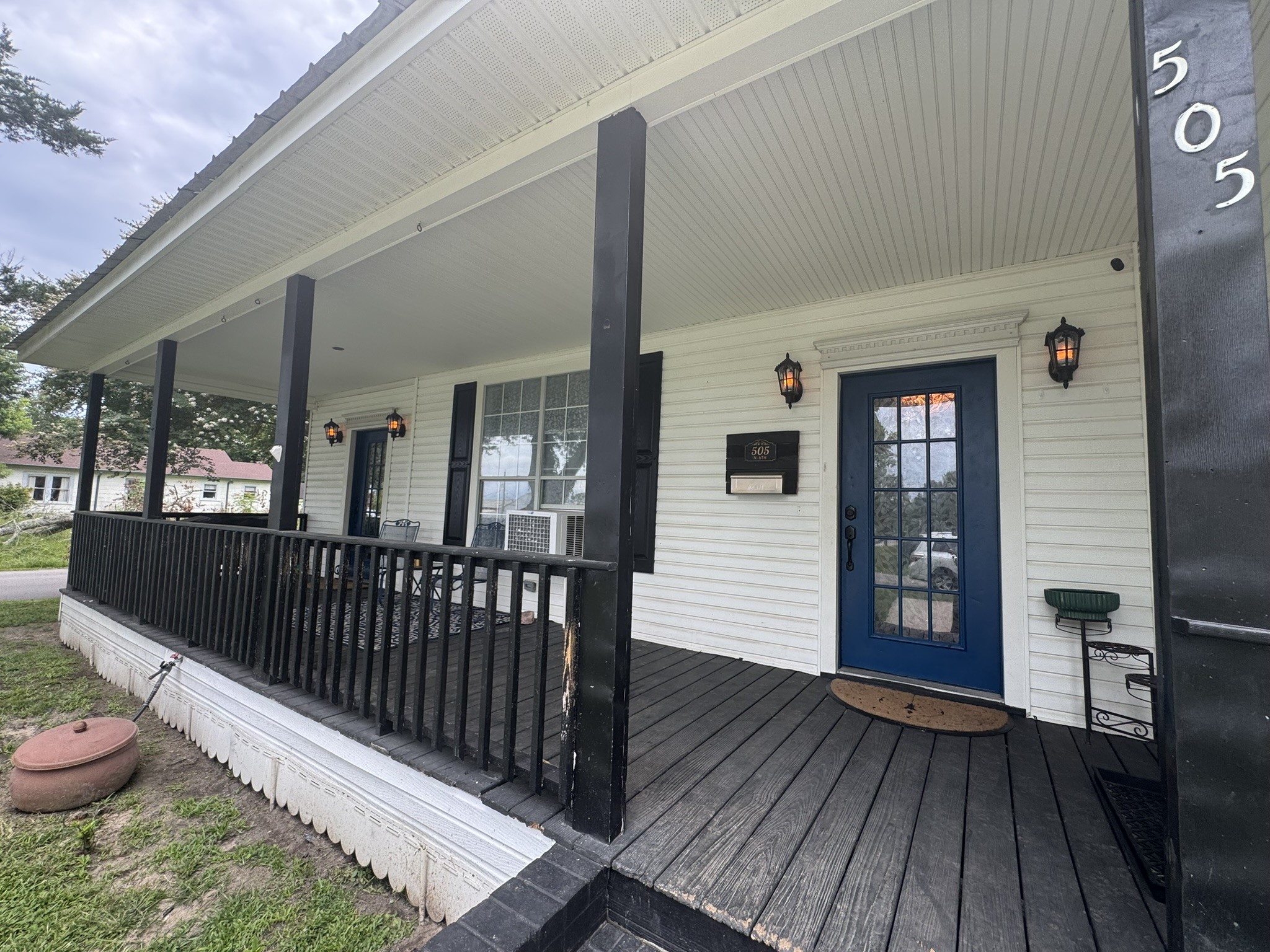 505 North 6th Street Silsbee, TX 77656 - Photo 4 of 35