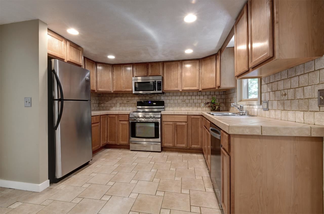 8850 East Fouch Road Traverse City, MI 49684 - Photo 18 of 34 1893126-17.JPG