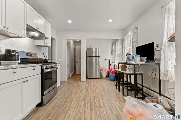 $559,900 | 1036-1038 Maplewood Avenue, Bridgeport, CT 06605