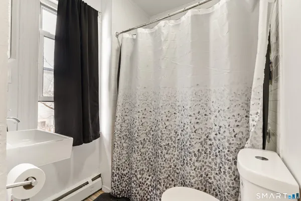 $559,900 | 1036-1038 Maplewood Avenue, Bridgeport, CT 06605