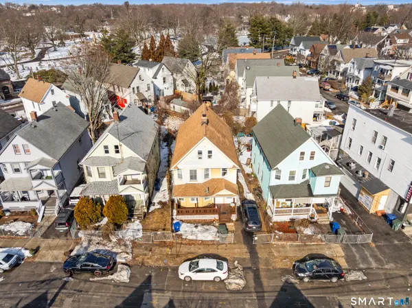 $559,900 | 1036-1038 Maplewood Avenue, Bridgeport, CT 06605