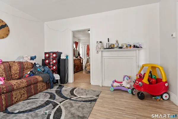 $559,900 | 1036-1038 Maplewood Avenue, Bridgeport, CT 06605