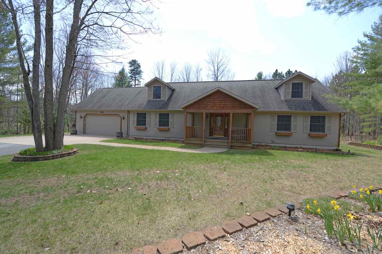 185 Fisher Road Traverse City, MI 49685 - Photo 4 of 43 1799446-3.JPG