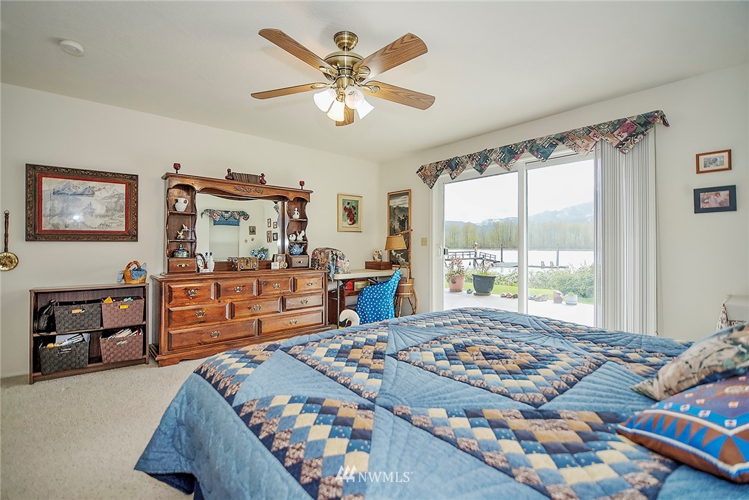 127 West Sunny Sands Road Cathlamet, WA 98612 - Photo 18 of 25 Gallery Image 18