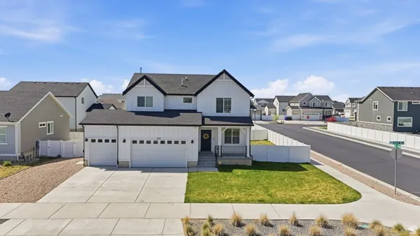 $599,999 | 792 4000 West, Syracuse, UT 84075