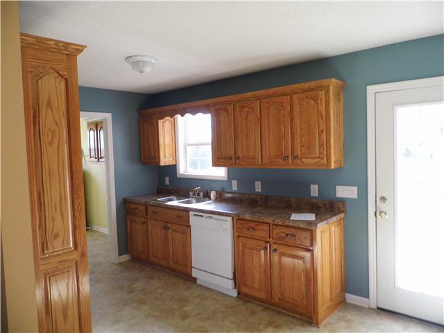 2770 Ball Hollow Road Pulaski, TN 38478 - Photo 6 of 12 Gallery Image 6