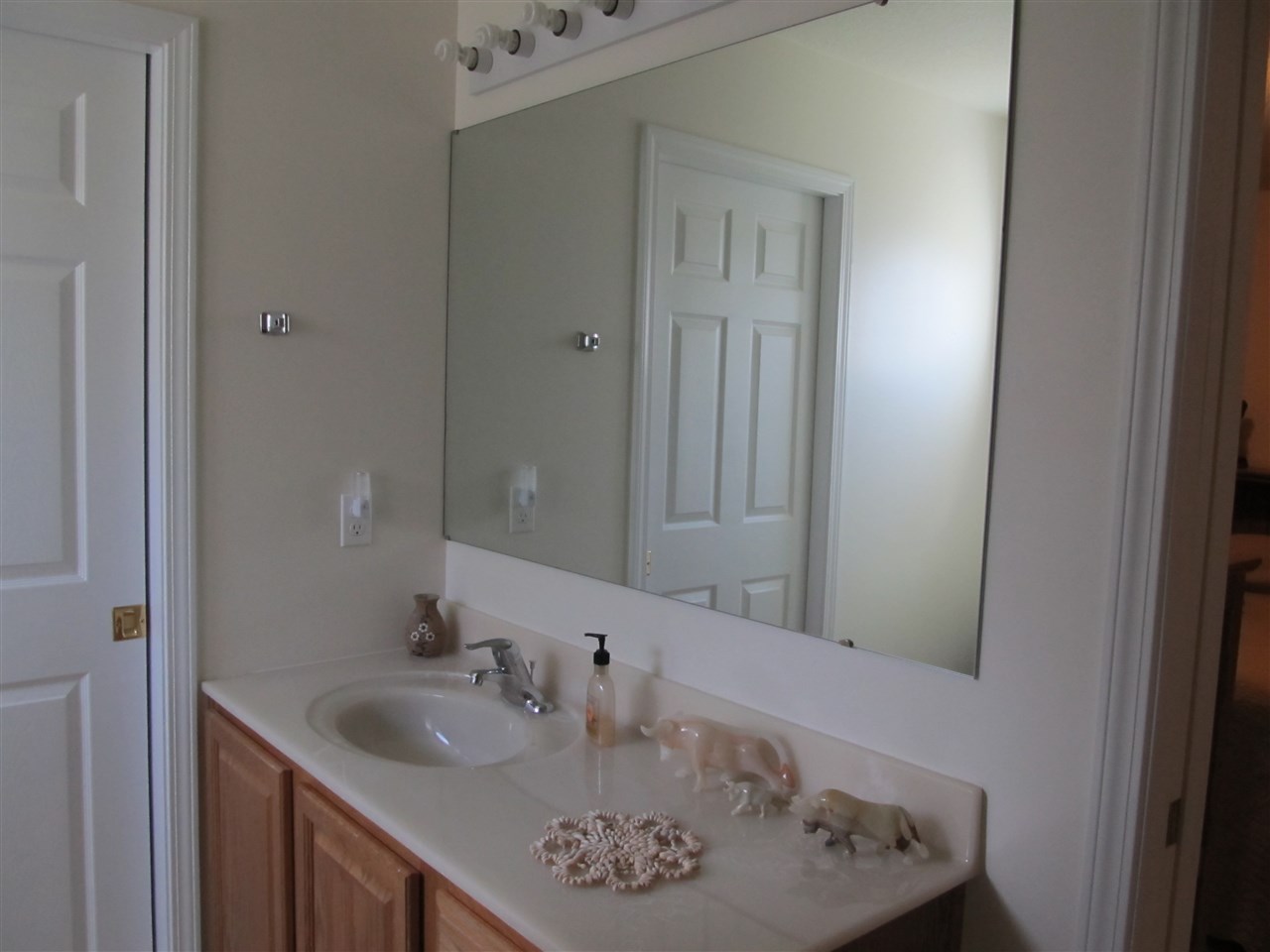 1452 Fairway Drive Decatur, IN 46733 - Photo 7 of 10