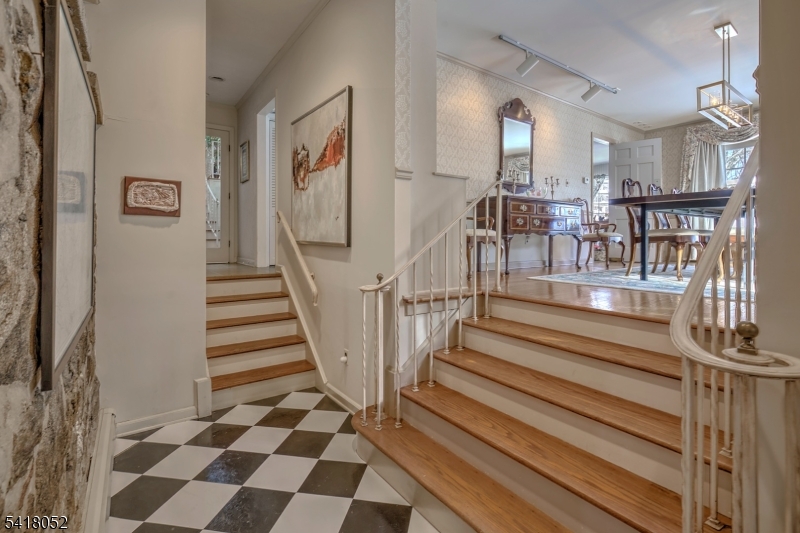 131 Post Kunhardt Road Bernardsville, NJ 07924 - Photo 15 of 25