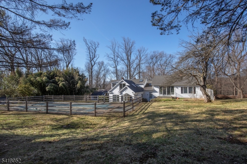 131 Post Kunhardt Road Bernardsville, NJ 07924 - Photo 23 of 25