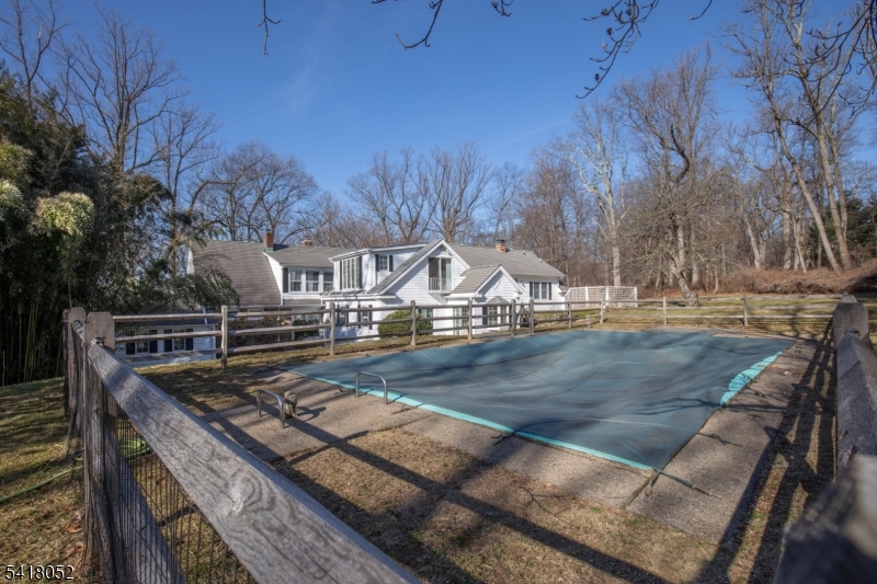 131 Post Kunhardt Road Bernardsville, NJ 07924 - Photo 10 of 25