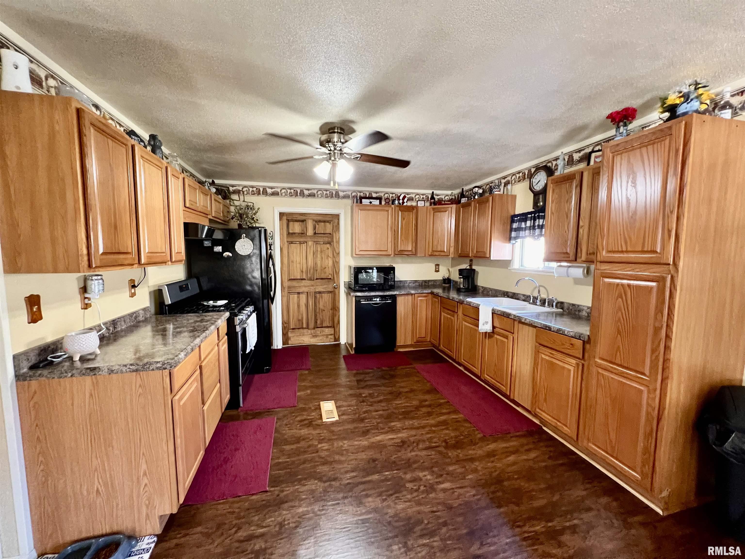 503 Southwest 3rd Street Aledo, IL 61231 - Photo 16 of 23 Gallery Image 16