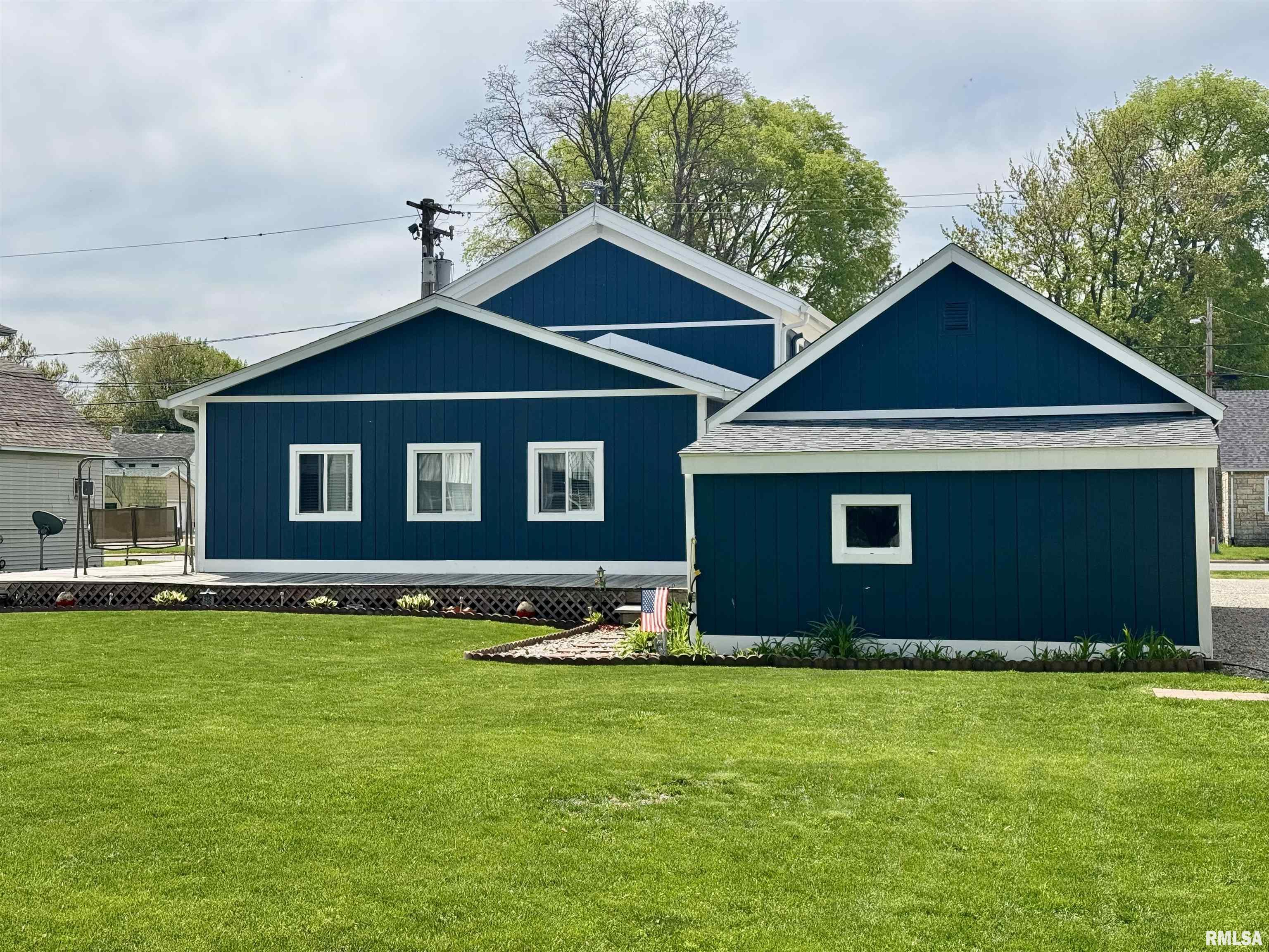 503 Southwest 3rd Street Aledo, IL 61231 - Photo 6 of 23 Gallery Image 6