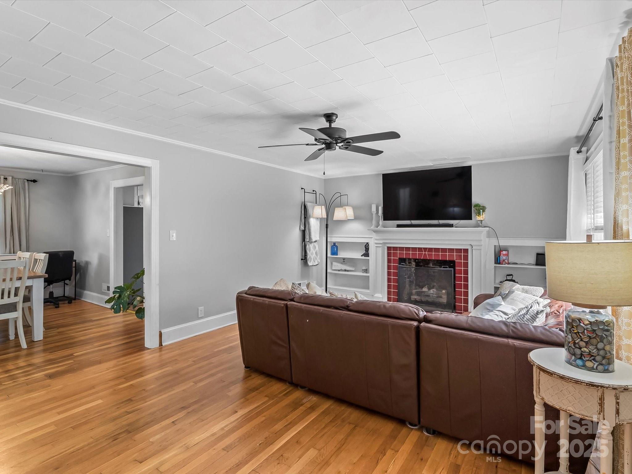 116 Lenoir Road Morganton, NC 28655 - Photo 4 of 31 Gallery Image 4