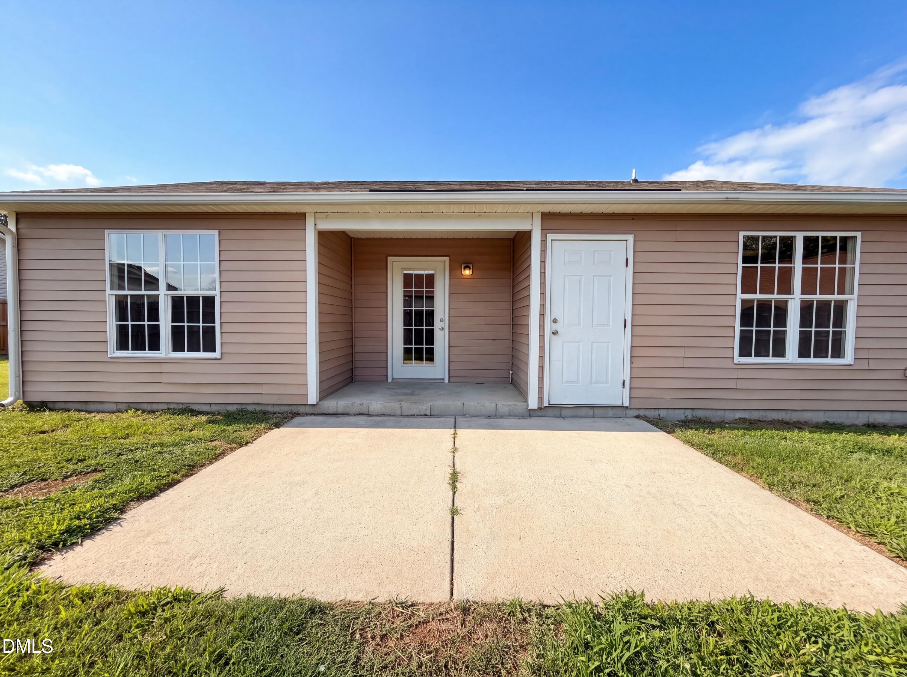 102 Reebe Circle Selma, NC 27576 - Photo 14 of 16 photo_15