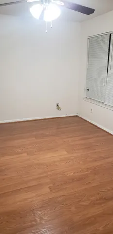 a close view of sink