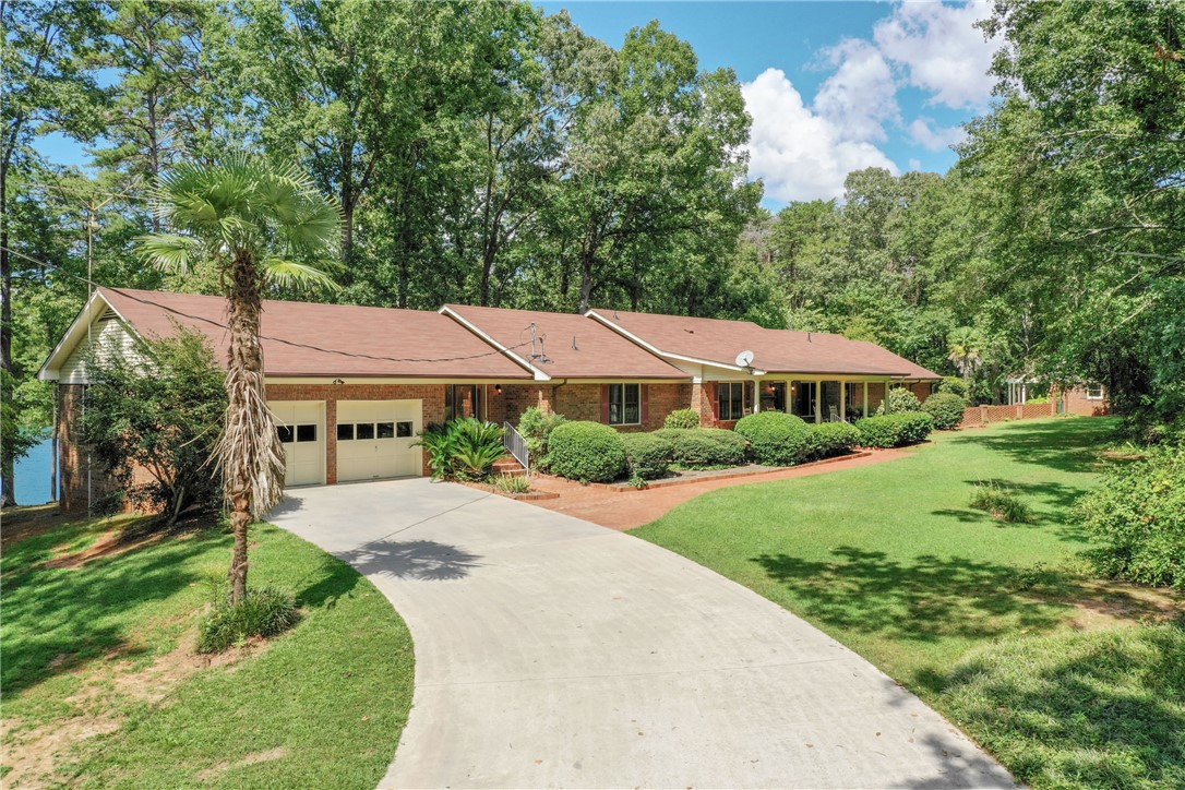 141 Sardis Point Road Hartwell, GA 30643 - Photo 1 of 43