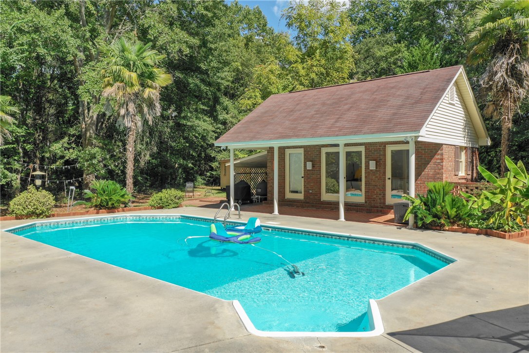 141 Sardis Point Road Hartwell, GA 30643 - Photo 6 of 43