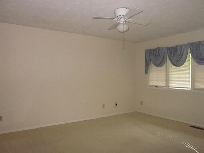 1041 Armsgate Road Springfield, OH 45503 - Photo 11 of 20