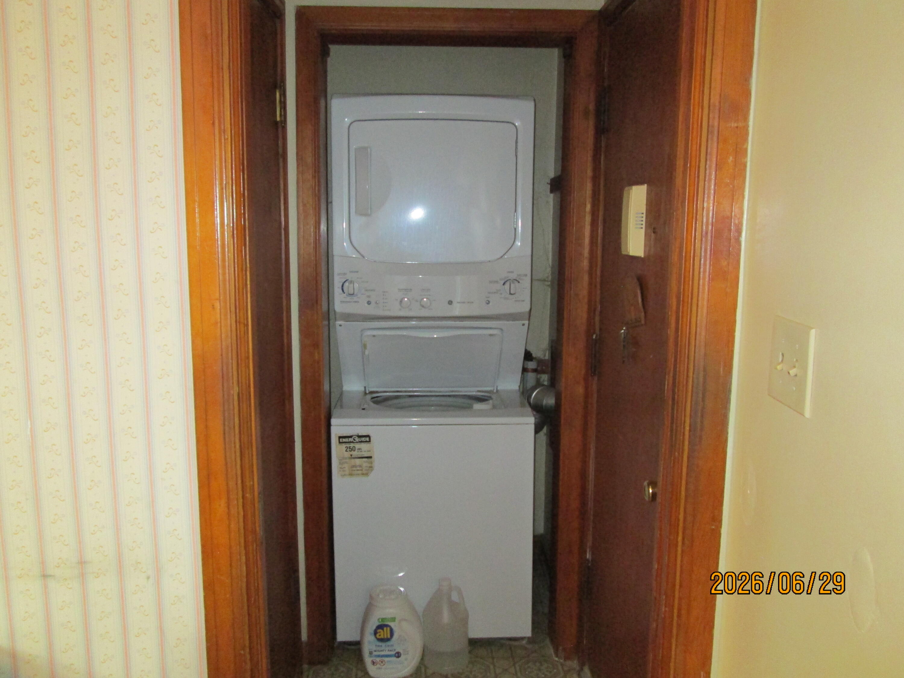3217 Caledonia Street Racine, WI 53402 - Photo 10 of 37 Rear Entry Closet