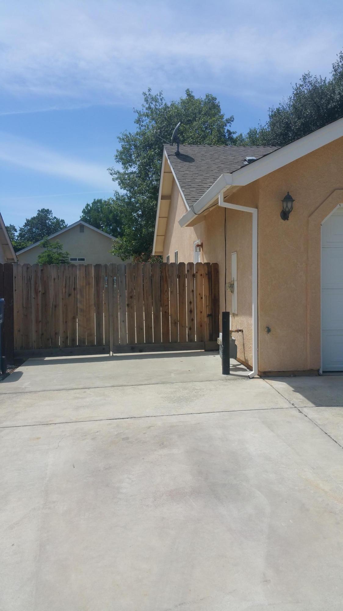 3382 Lawrence Road Redding, CA 96002 - Photo 12 of 24 20160511_134448