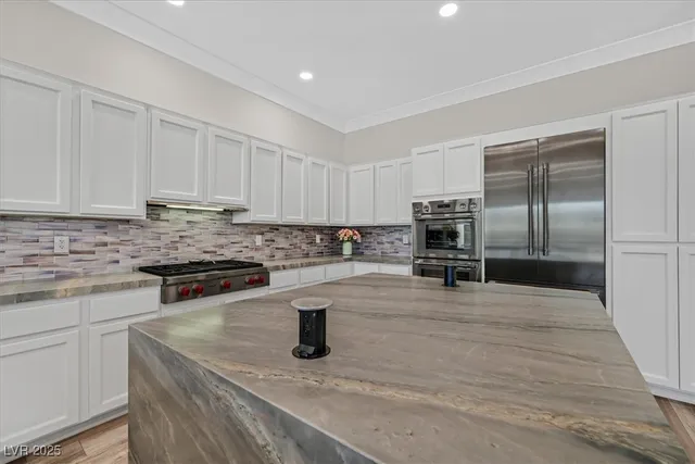 $4,750 | 77 Fountainhead Circle, Henderson, NV 89052