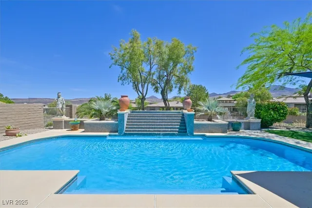 $4,750 | 77 Fountainhead Circle, Henderson, NV 89052