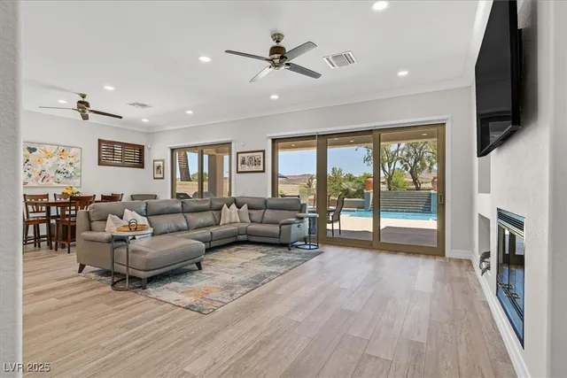 $4,750 | 77 Fountainhead Circle, Henderson, NV 89052