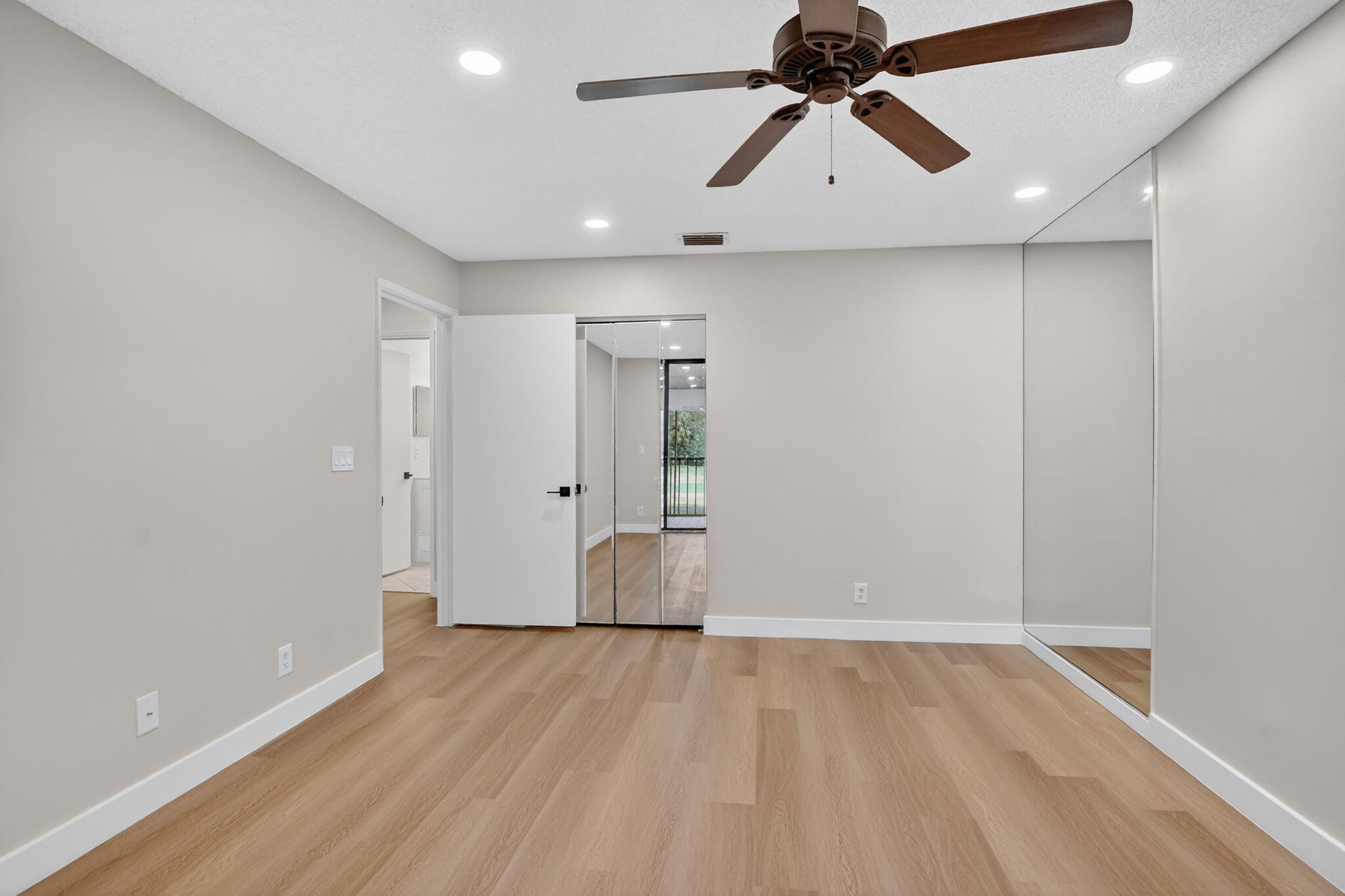 7818 La Mirada Drive, Unit 7818 Boca Raton, FL 33433 - Photo 19 of 45 2nd bedroom
