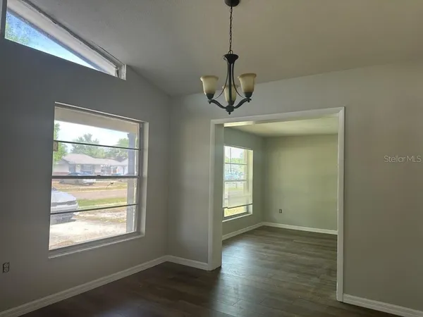 $1,995 | 6568 West Shore Circle, Tampa, FL 33616