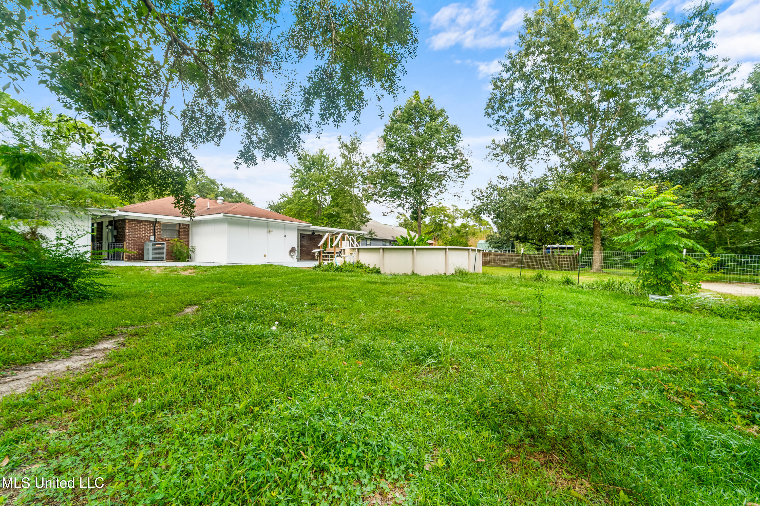 2513 Fairley Road Gautier, MS 39553 - Photo 21 of 28 Backyard