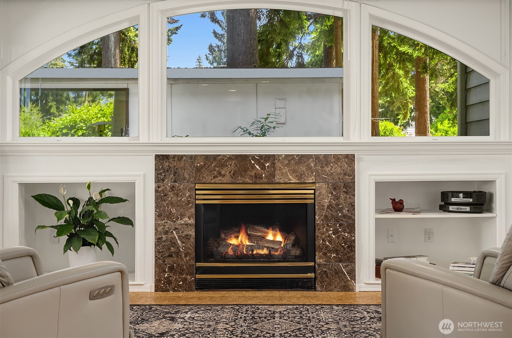 647 Edmonds Way Edmonds, WA 98020 - Photo 17 of 37