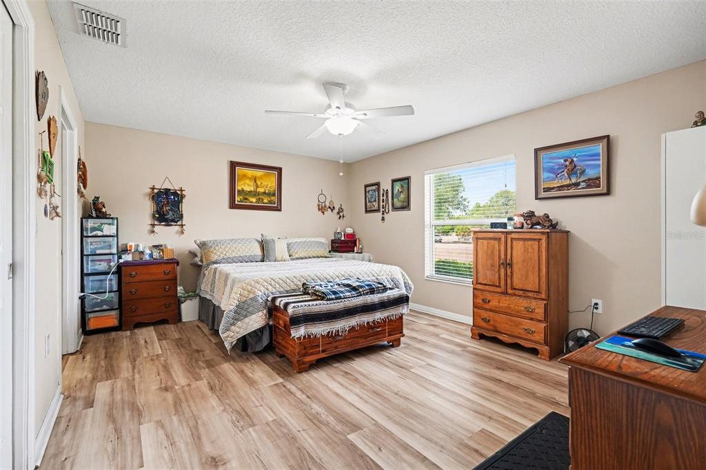 3147 Sydney Dover Road Dover, FL 33527 - Photo 4 of 26