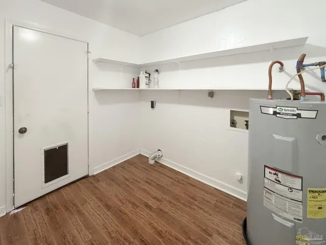 $2,000 | 10860 Berryhill Road, Pensacola, FL 32506