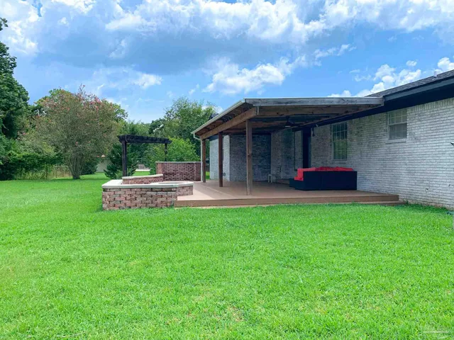 $2,000 | 10860 Berryhill Road, Pensacola, FL 32506