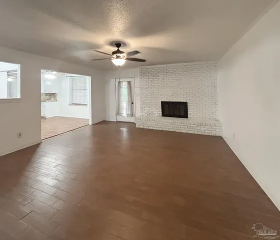 $2,000 | 10860 Berryhill Road, Pensacola, FL 32506