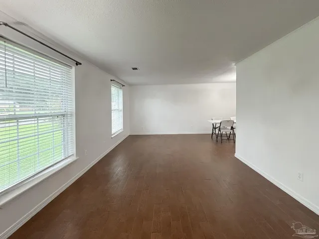 $2,000 | 10860 Berryhill Road, Pensacola, FL 32506