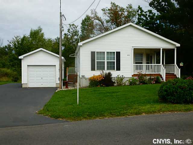 854 Middle Road Scriba, NY 13126 - Photo 1 of 1 Exterior Front