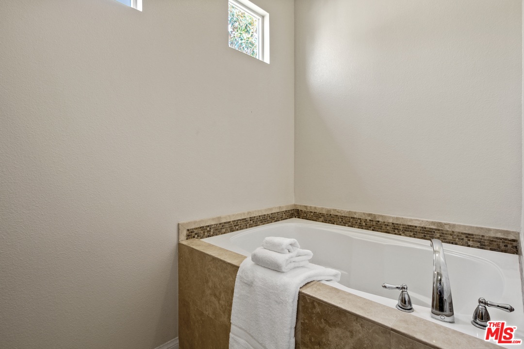 4153 Paredo Way, Unit A Simi Valley, CA 93063 - Photo 20 of 33 a close up of a mirror