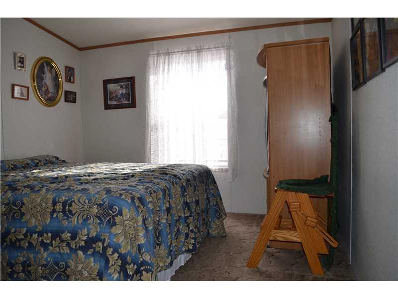 431 Bonniebrook Road Butler, PA 16002 - Photo 12 of 22 Bedroom.