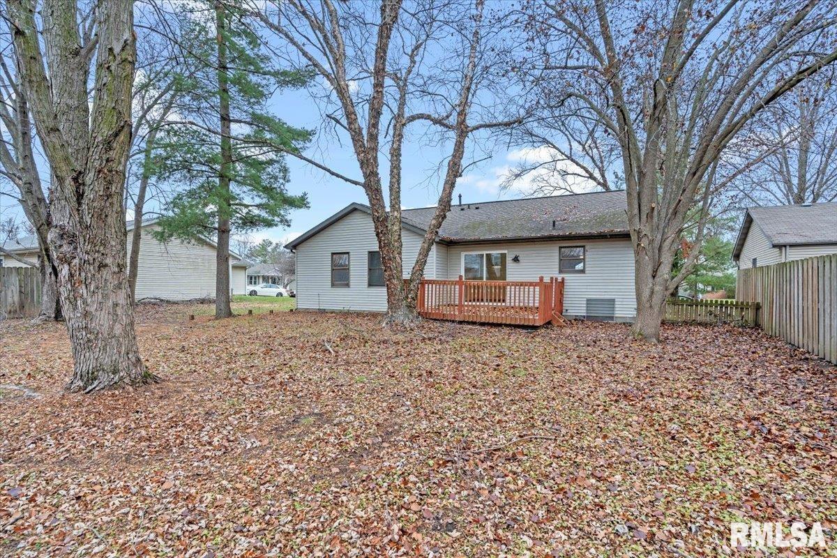 1112 Mildred Court Springfield, IL 62712 - Photo 30 of 31 Gallery Image 30