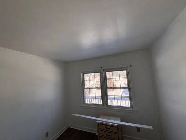 $2,500 | 137 Post Road, Westerly, RI 02891