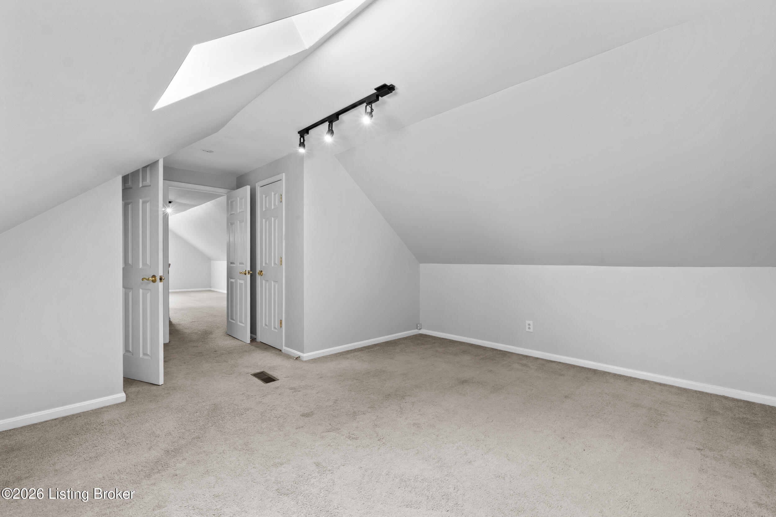 4600 Beaver Road Louisville, KY 40207 - Photo 43 of 53 dsc07311