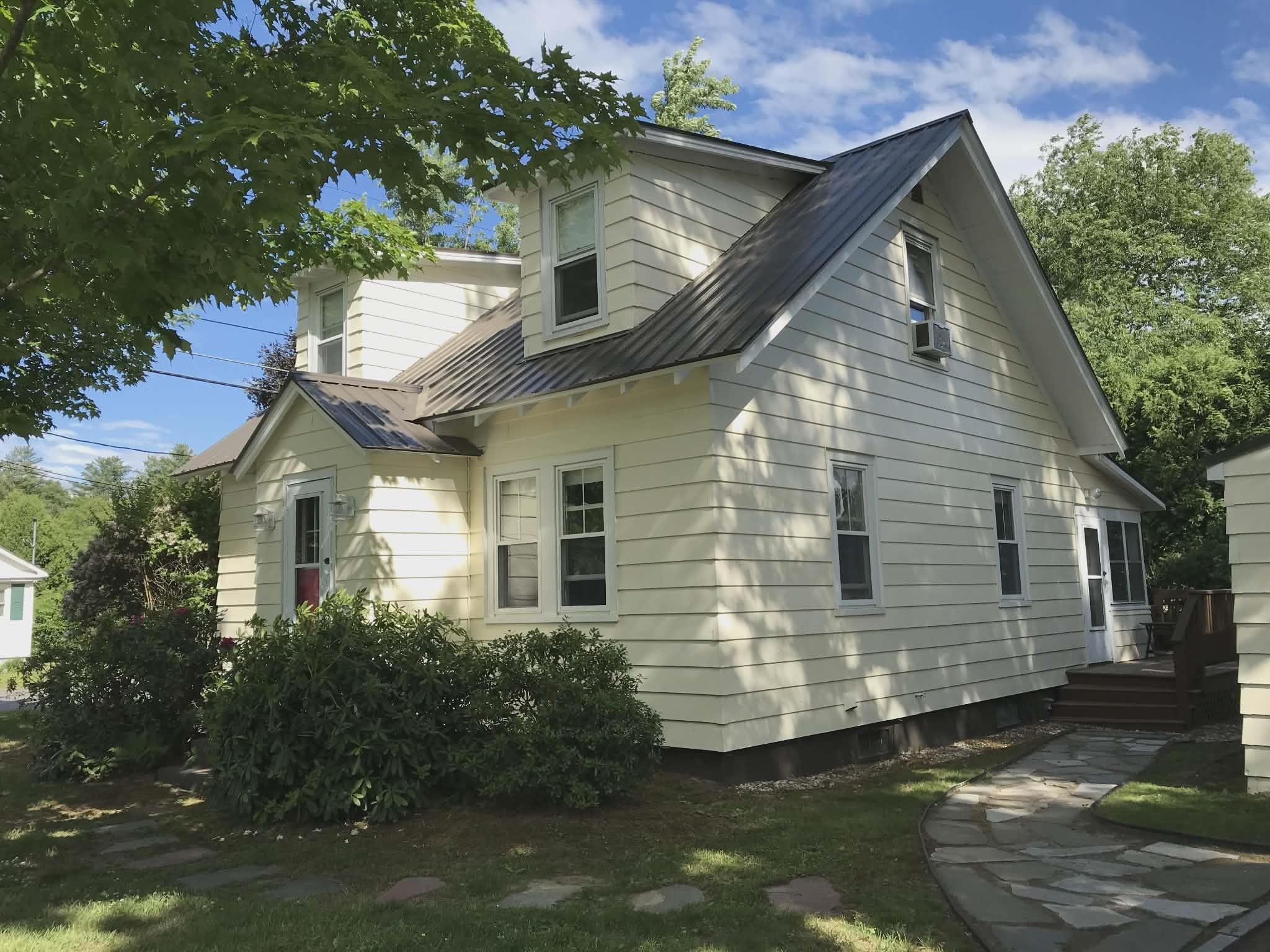 33 Joffre Street Concord, NH 03301 - Photo 2 of 28