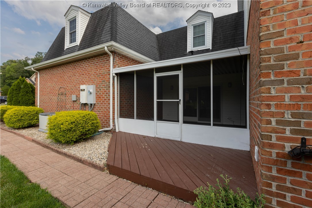 1005 Crestmont Road Hurricane, WV 25526 - Photo 42 of 50 Gallery Image 42