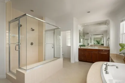 $3,320,000 | 5480 Valerio Trail, San Diego, CA 92130