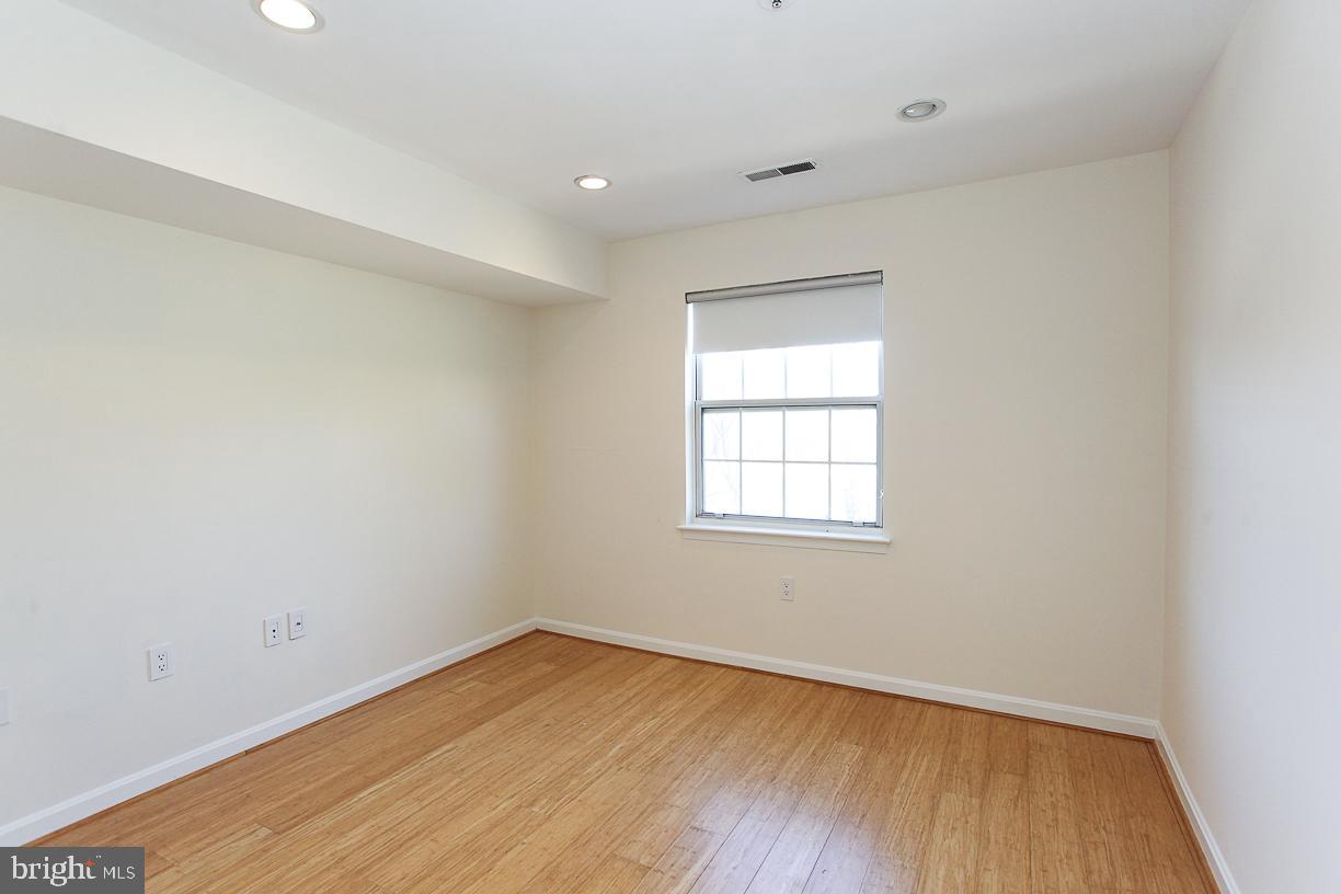 8399 Montgomery Run Road, Unit I Ellicott City, MD 21043 - Photo 29 of 41
