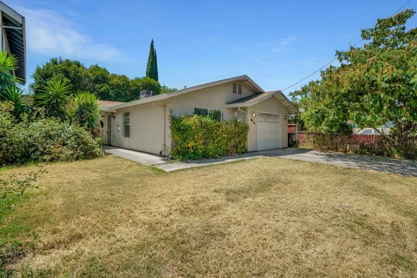$325,000 | 614 West Poplar Street, Stockton, CA 95203